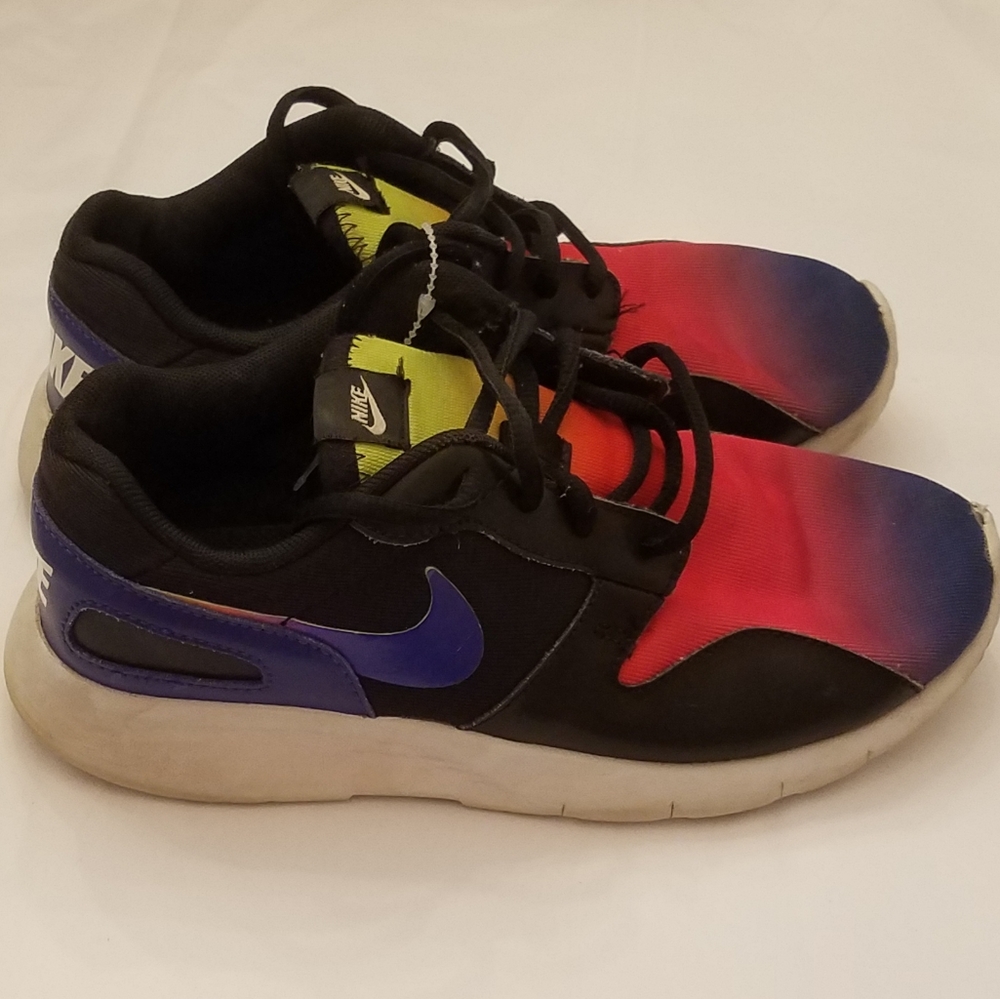 🏷Nike Roshe Run Hyp Sneakers